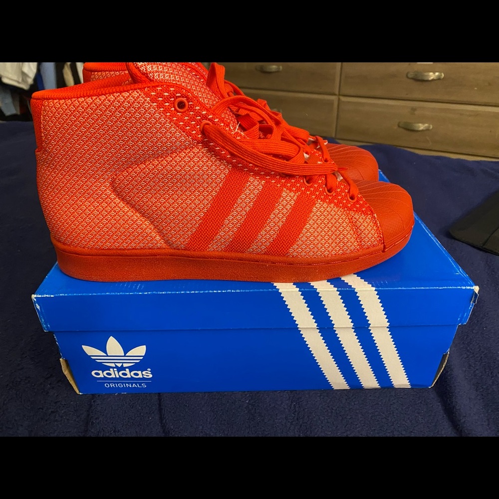 Adidas Pro Model